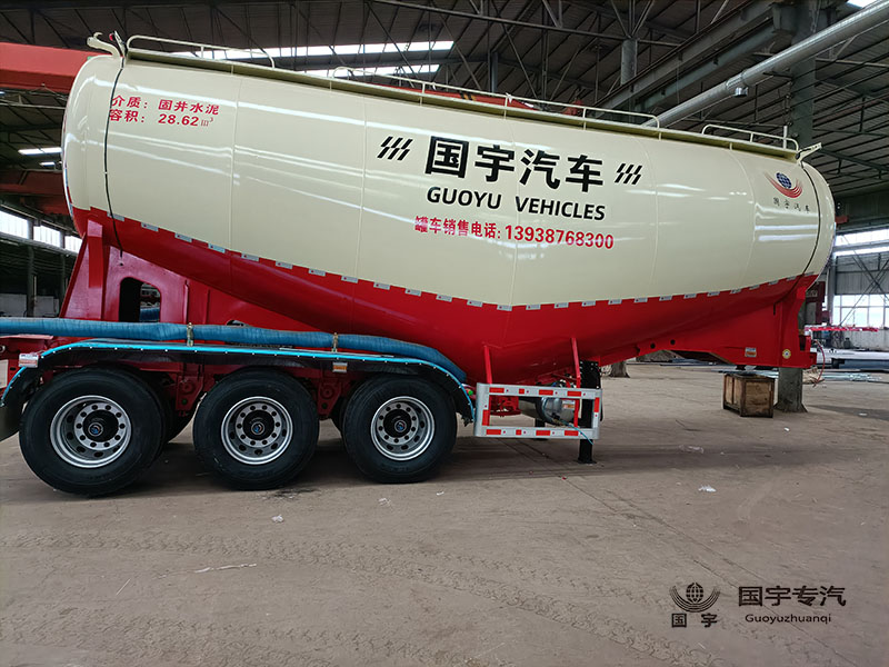 高性能灰式罐式車(chē)，輕松解決工業(yè)廢料處理問(wèn)題！