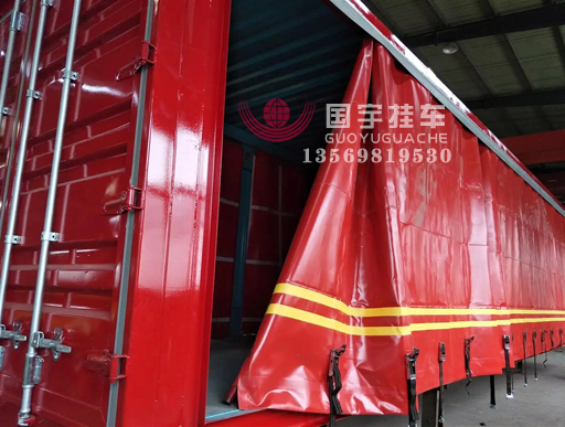 側(cè)簾式半掛車(chē)：物流業(yè)的未來(lái)趨勢(shì)！